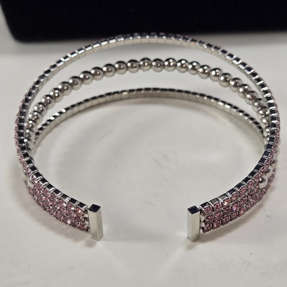 Silvertone Necklace Rhinestone Hearts with Pink and White Rhinestone Bracelet